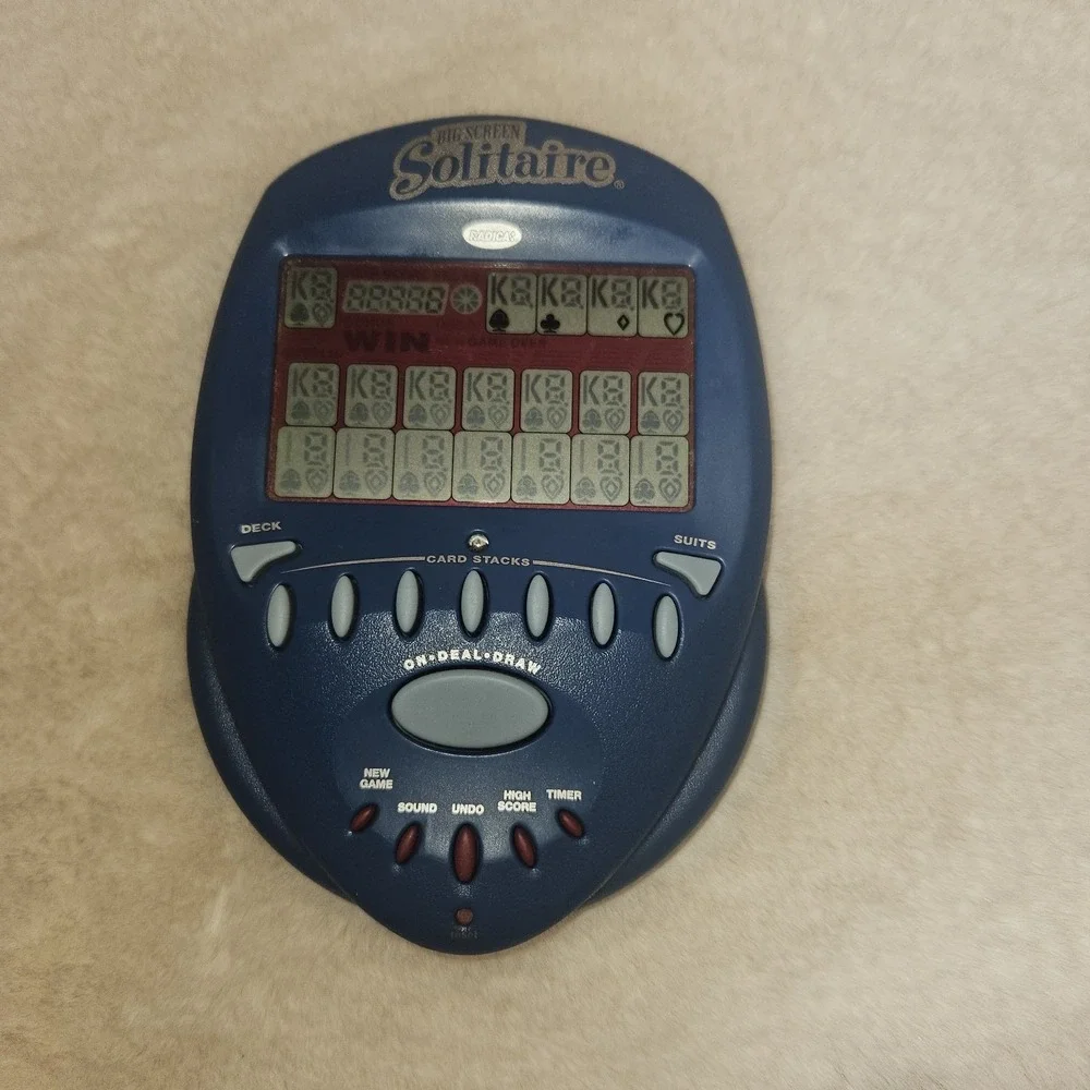Radica Big Screen Solitaire Handheld Electronic Card Game 2004 Tested Works